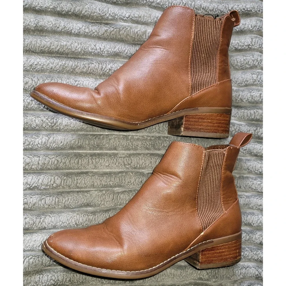 American Eagle Boots Women's‎ 9M Brown Ankle Booties Slip On Block Heels  Fabric